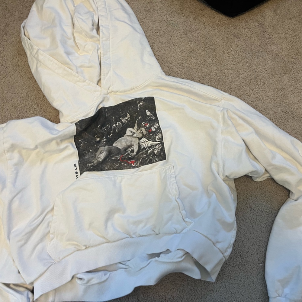 Boys Lie sweatshirt